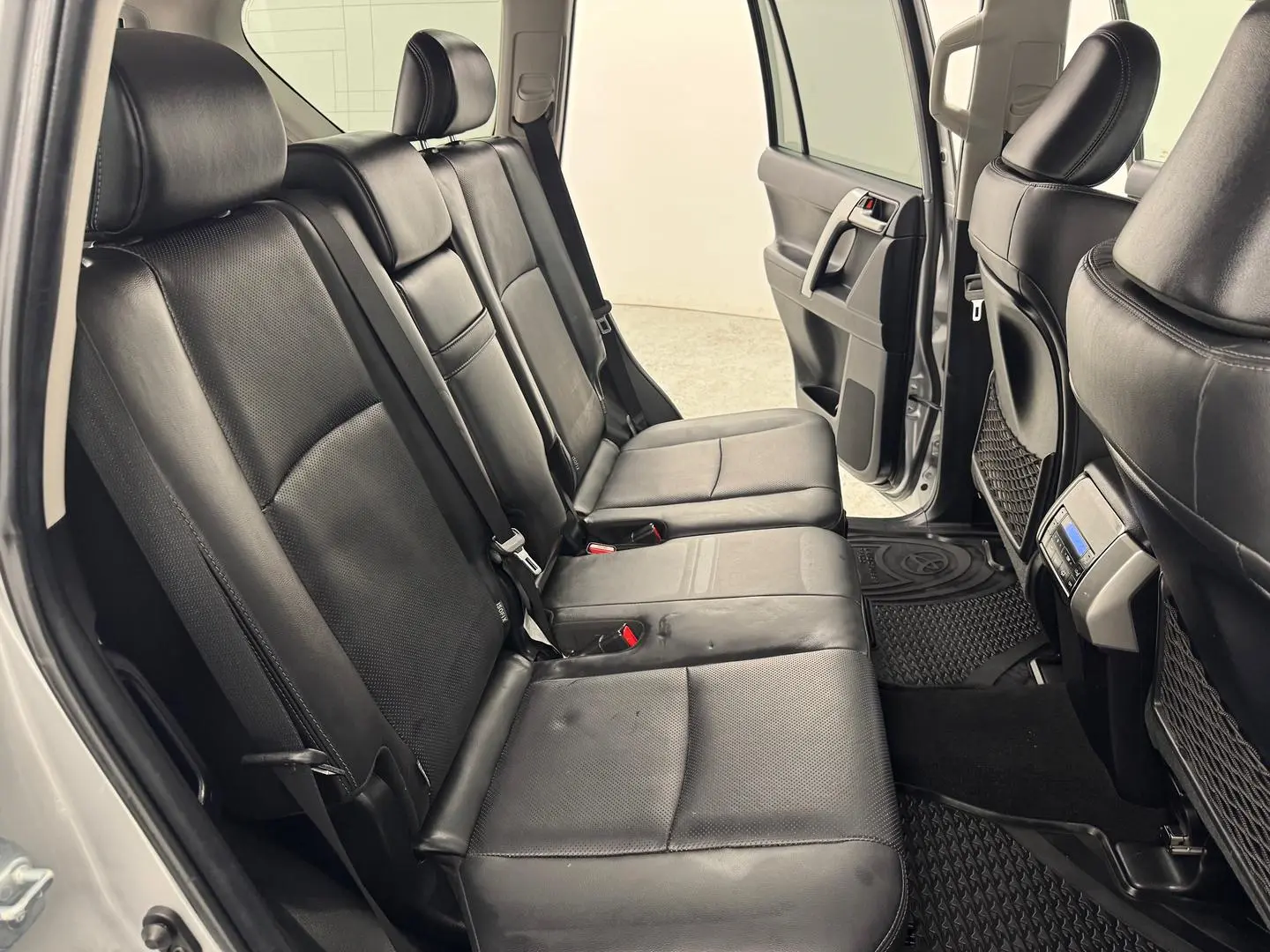2021 Toyota Landcruiser Prado Gallery Image 27
