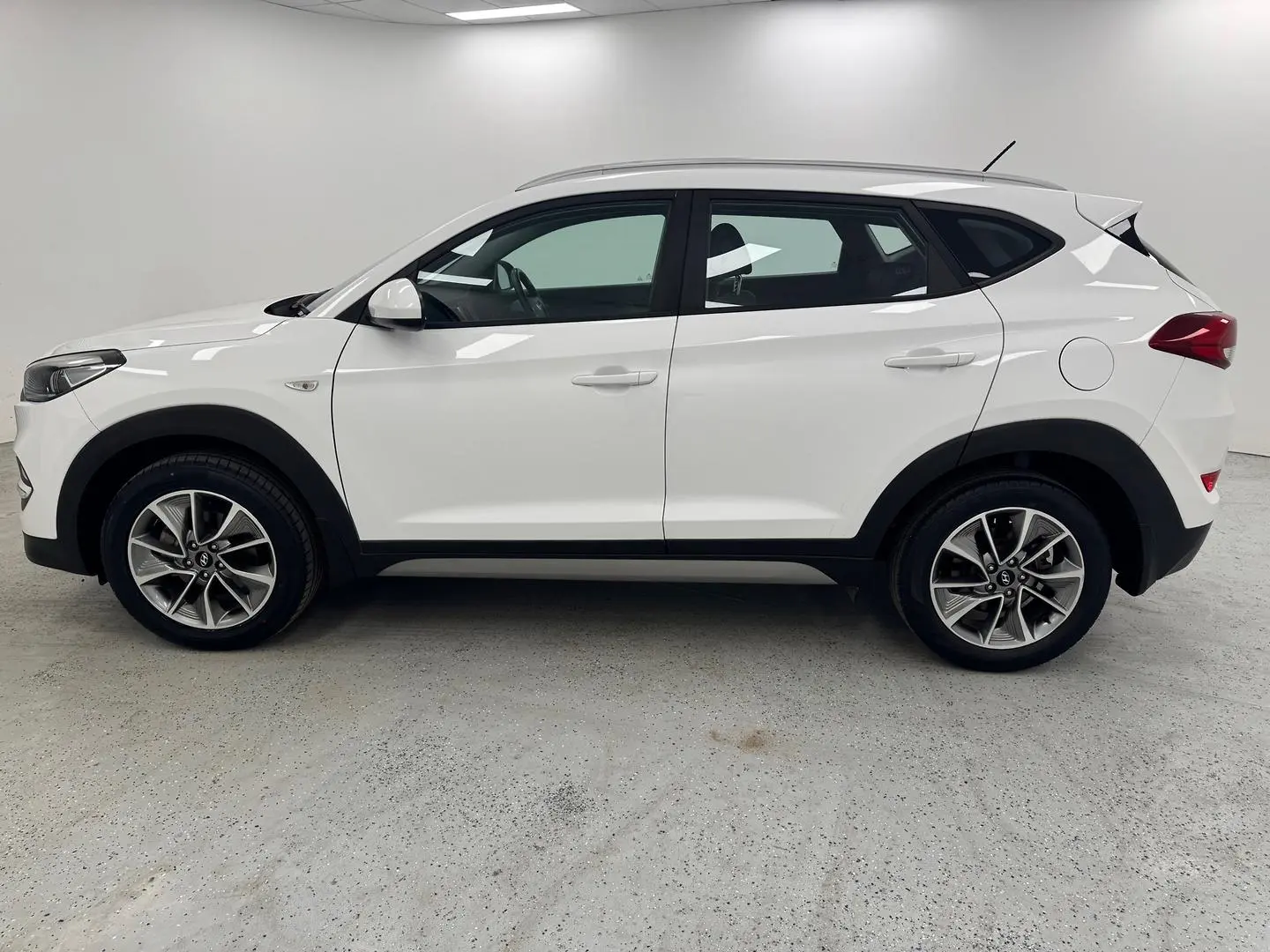 2017 Hyundai Tucson Gallery Image 5