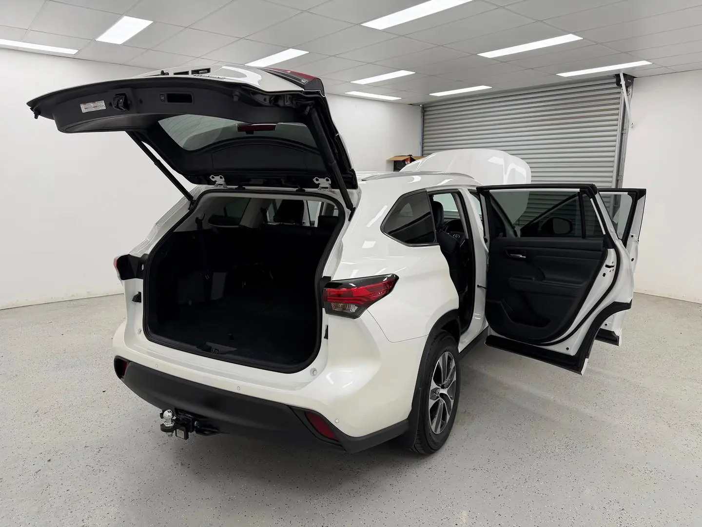 2021 Toyota Kluger Gallery Image 8