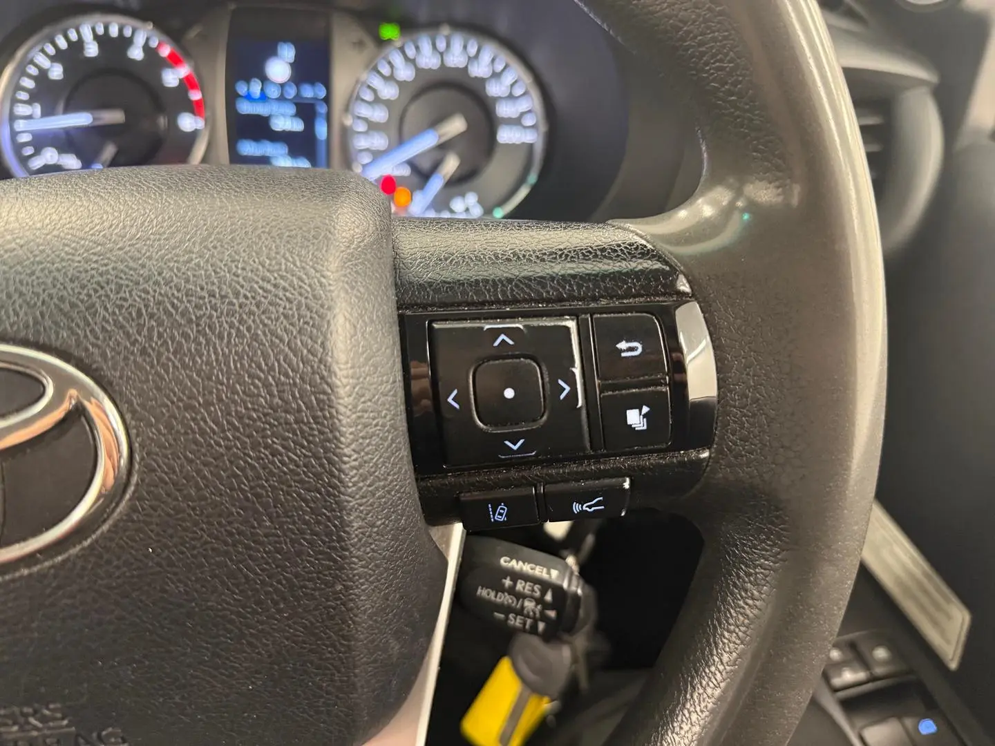 2021 Toyota Hilux Gallery Image 30