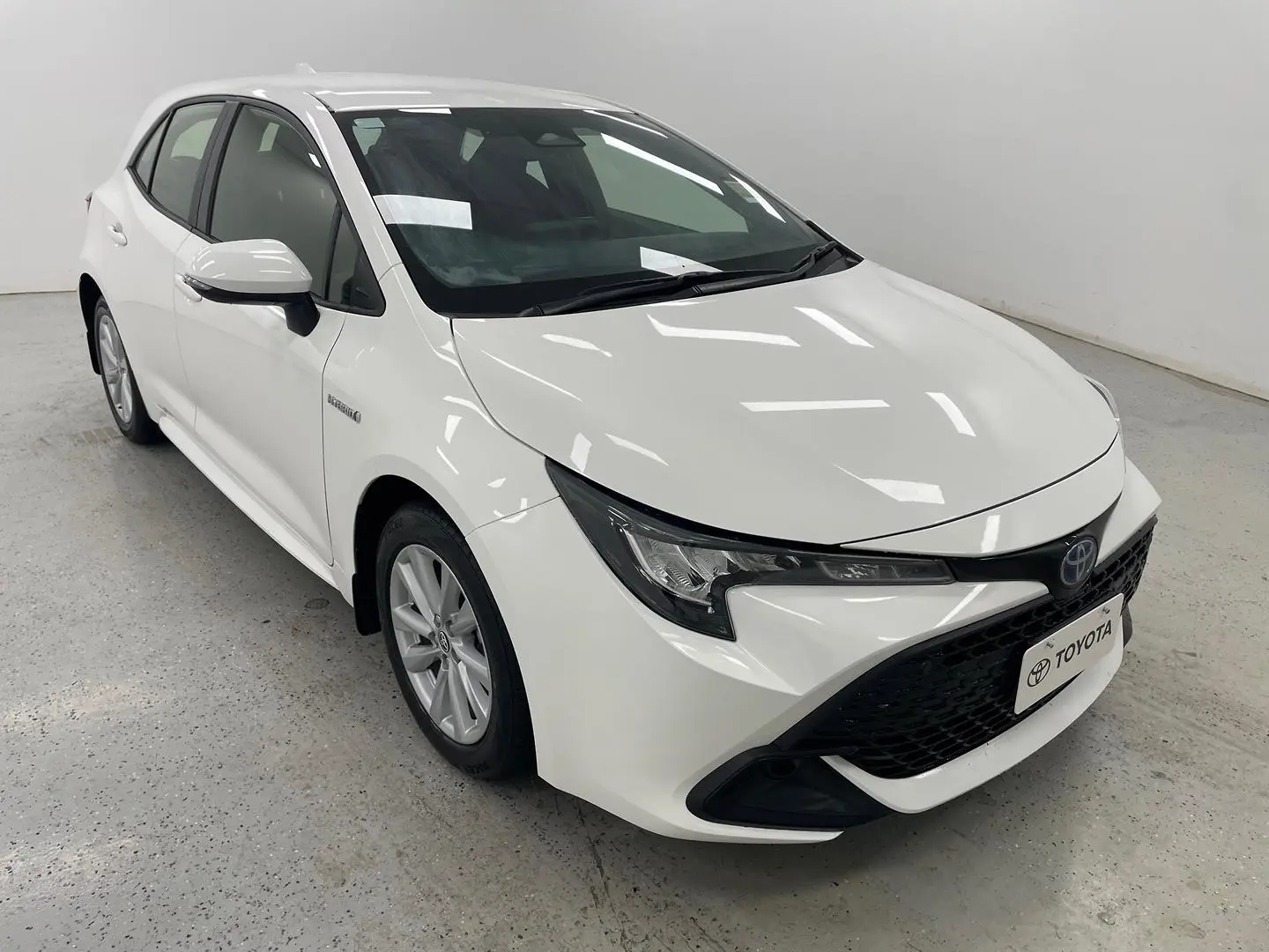 2023 Toyota Corolla Gallery Image 1