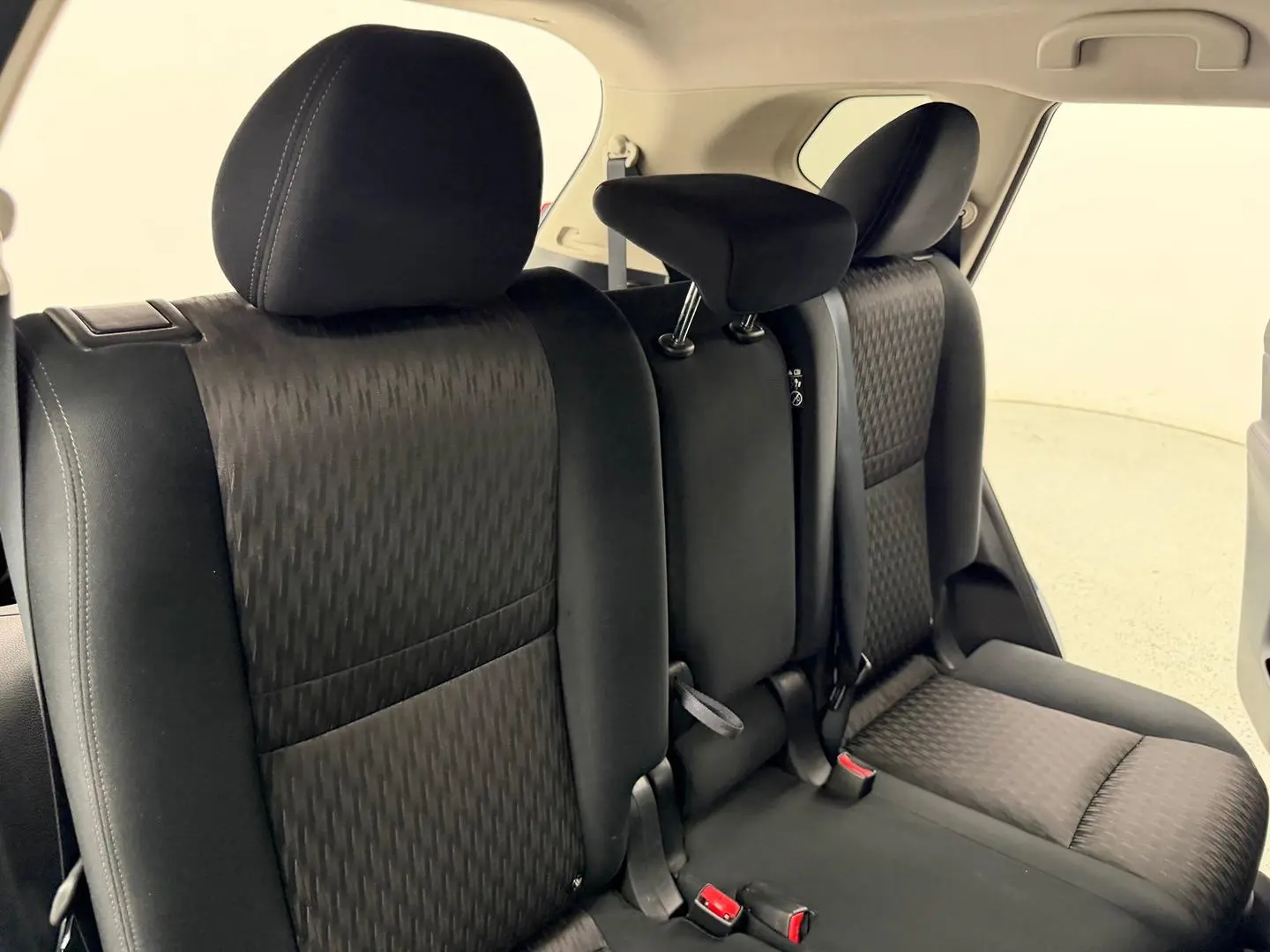 2022 Nissan X-TRAIL Gallery Image 25