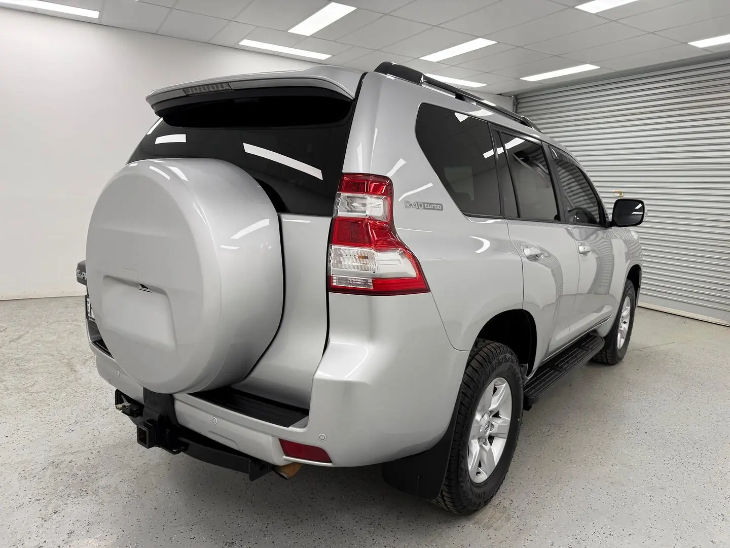 2015 Toyota Landcruiser Prado Gallery Image 3