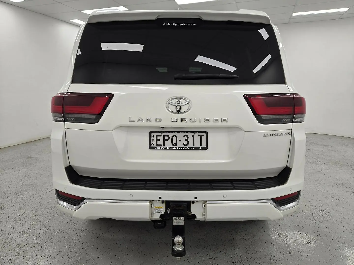 2021 Toyota Landcruiser Gallery Image 4