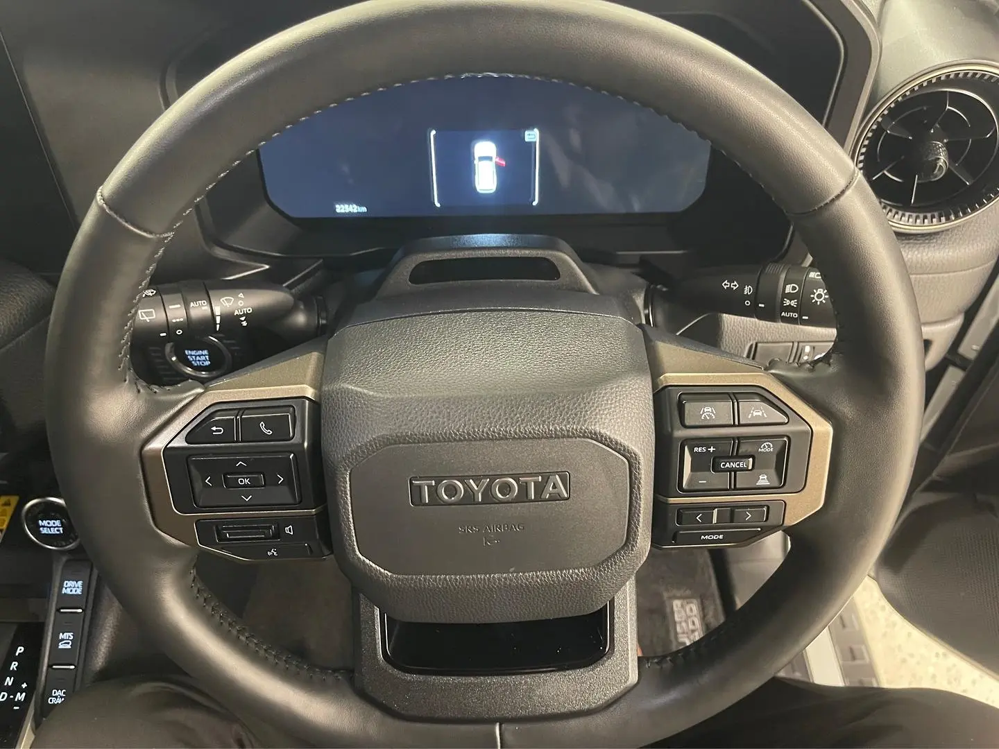 2024 Toyota Landcruiser Prado Gallery Image 37