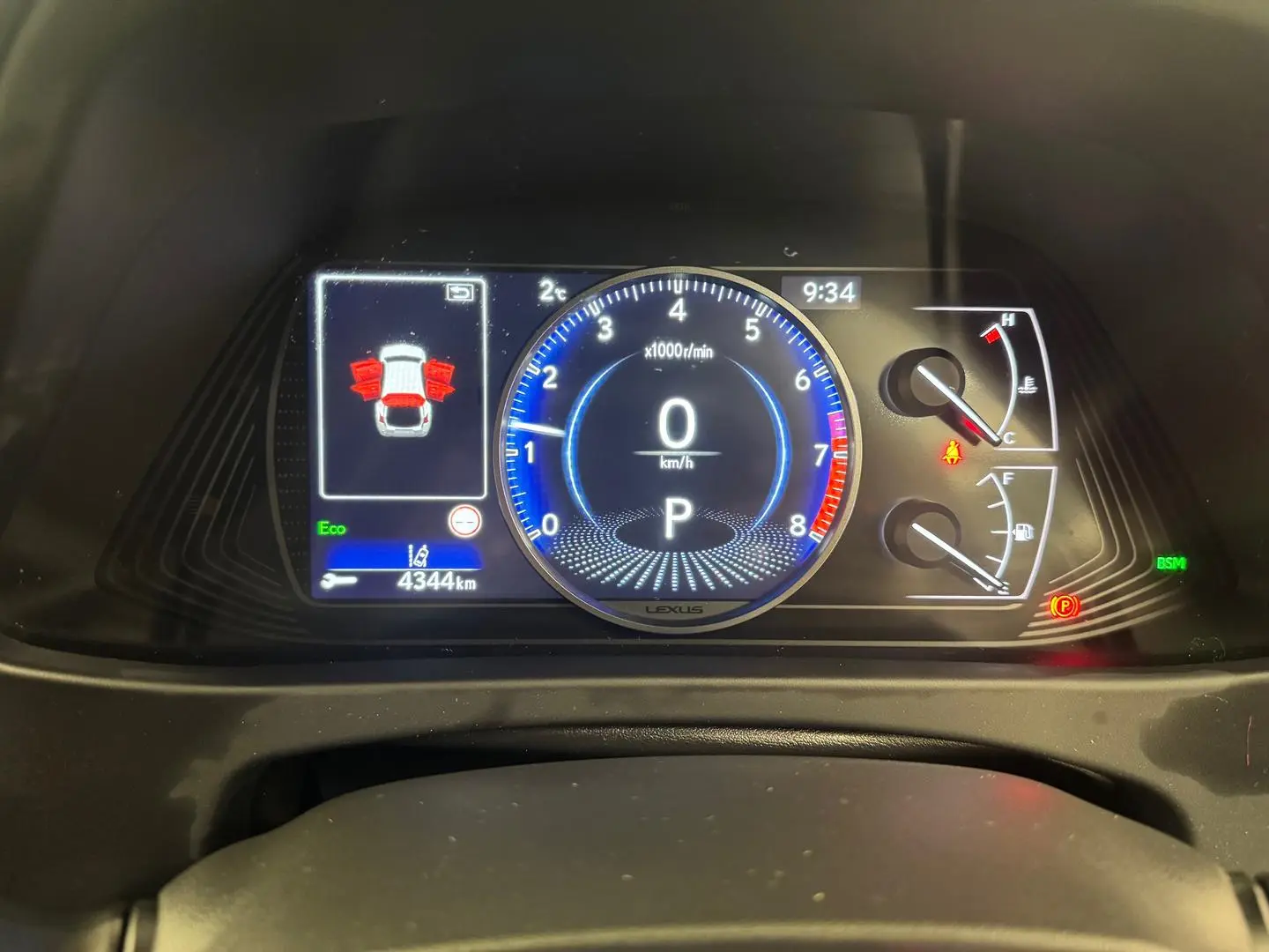 2021 Lexus UX Gallery Image 21