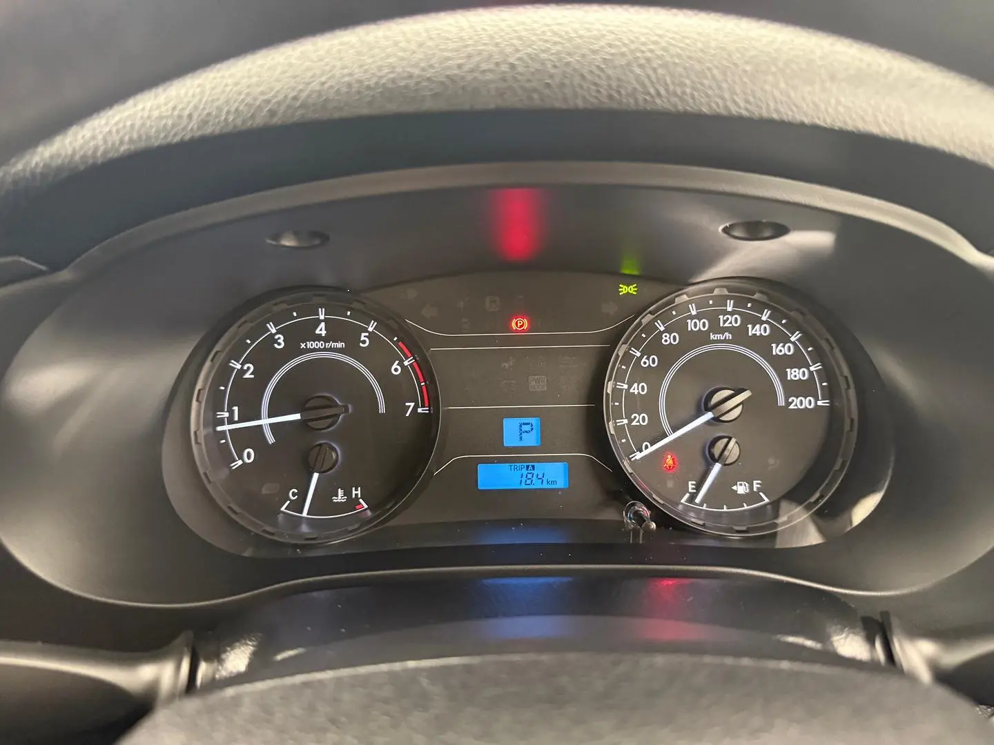 2017 Toyota Hilux Gallery Image 25