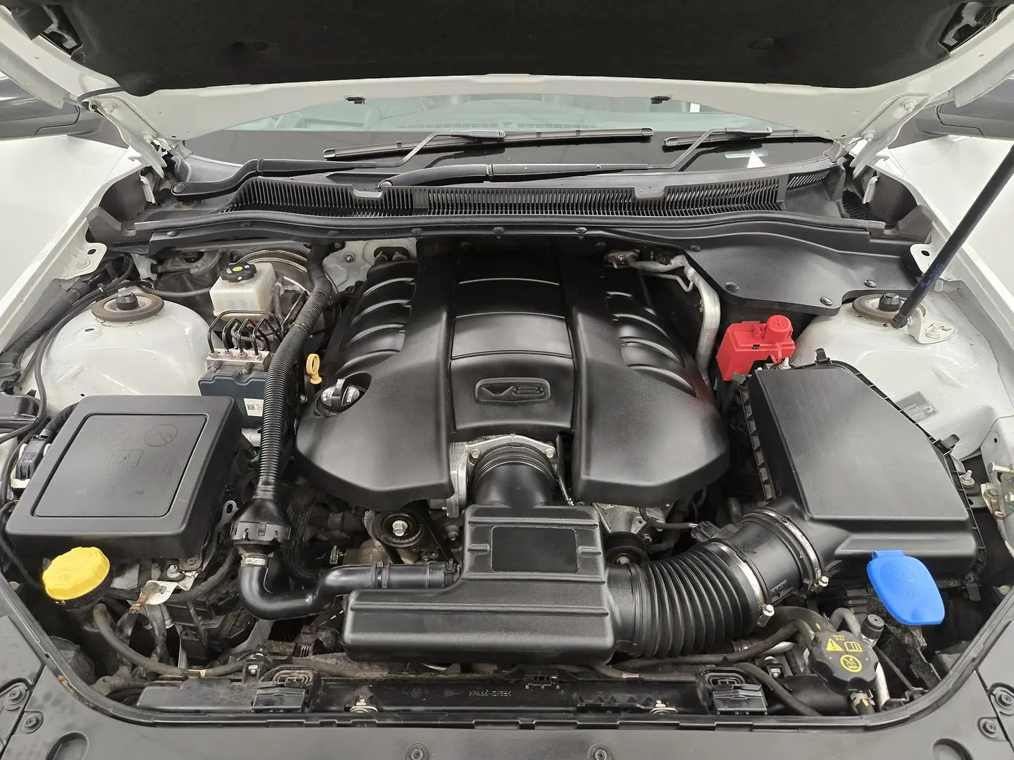 2017 Holden Commodore Gallery Image 16