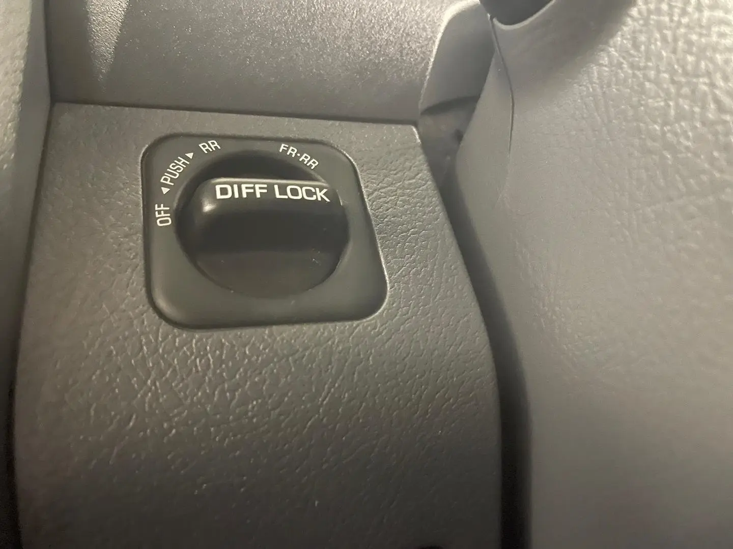 2020 Toyota Landcruiser Gallery Image 31