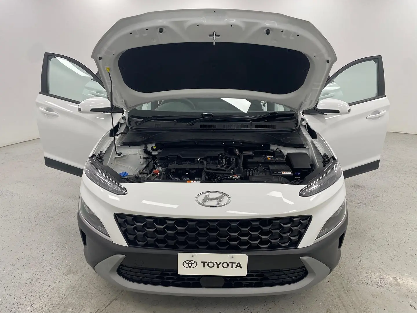 2023 Hyundai Kona Gallery Image 15