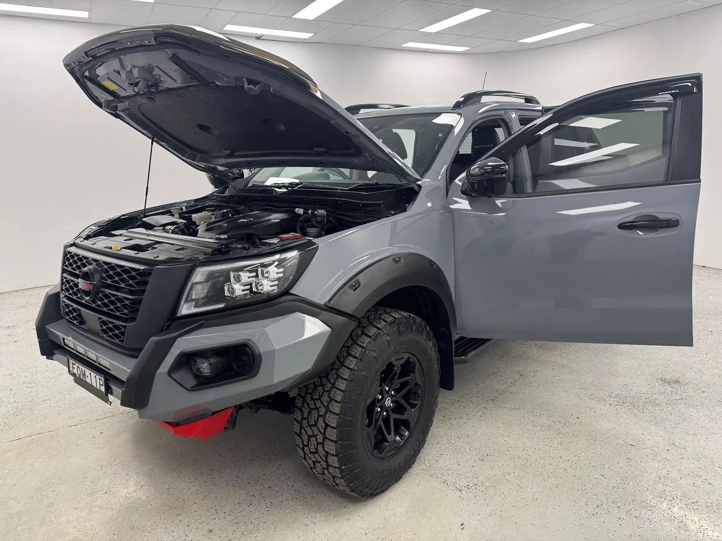 2021 Nissan Navara Gallery Image 12