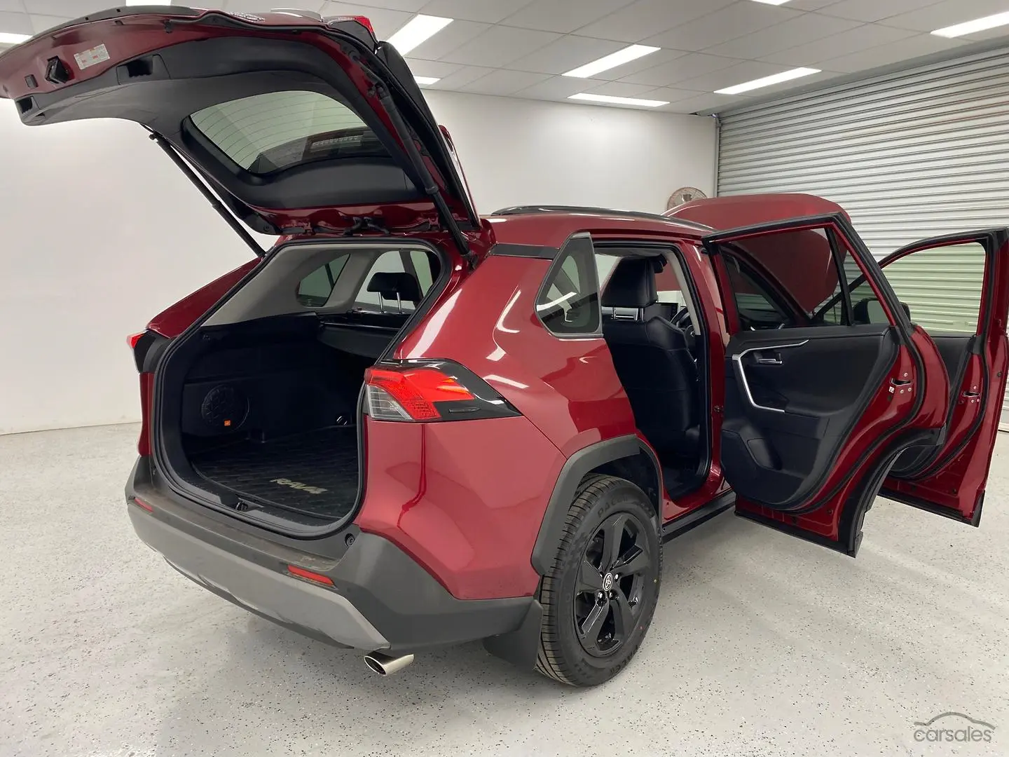 2019 Toyota RAV4 Image 11