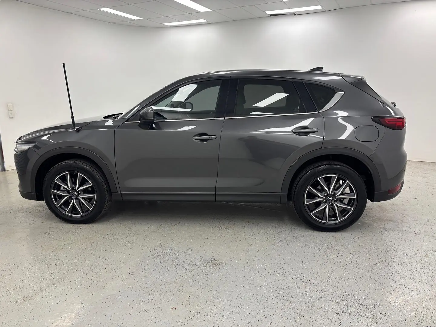 2019 Mazda CX-5 Gallery Image 6