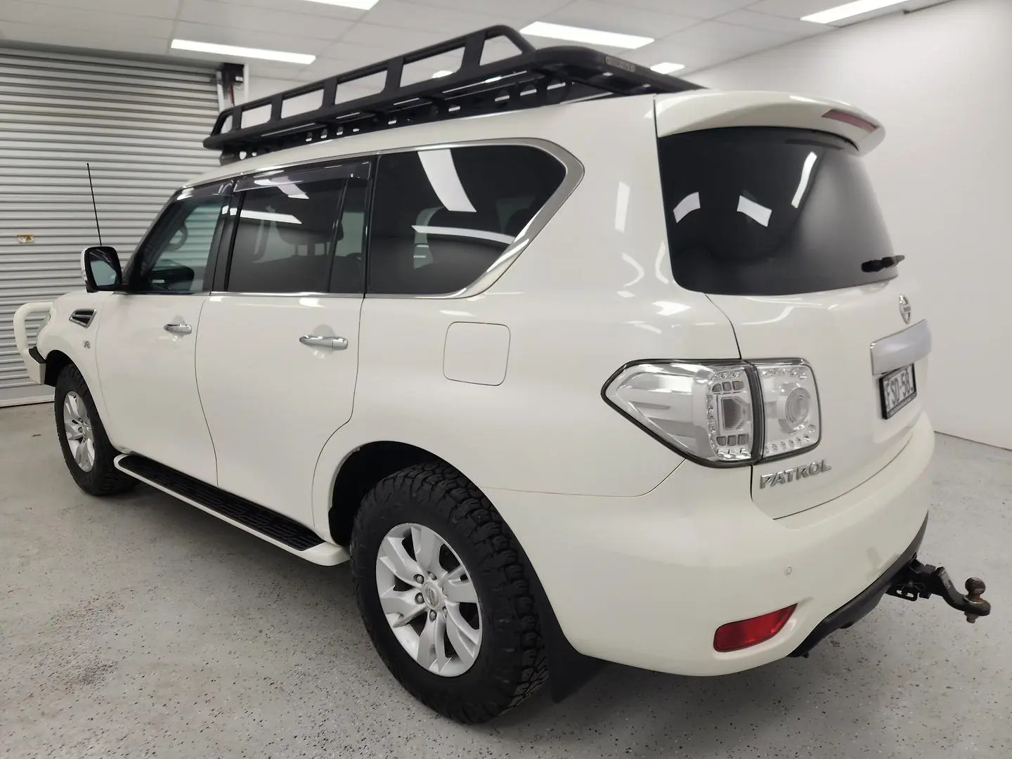 2016 Nissan Patrol Gallery Image 5