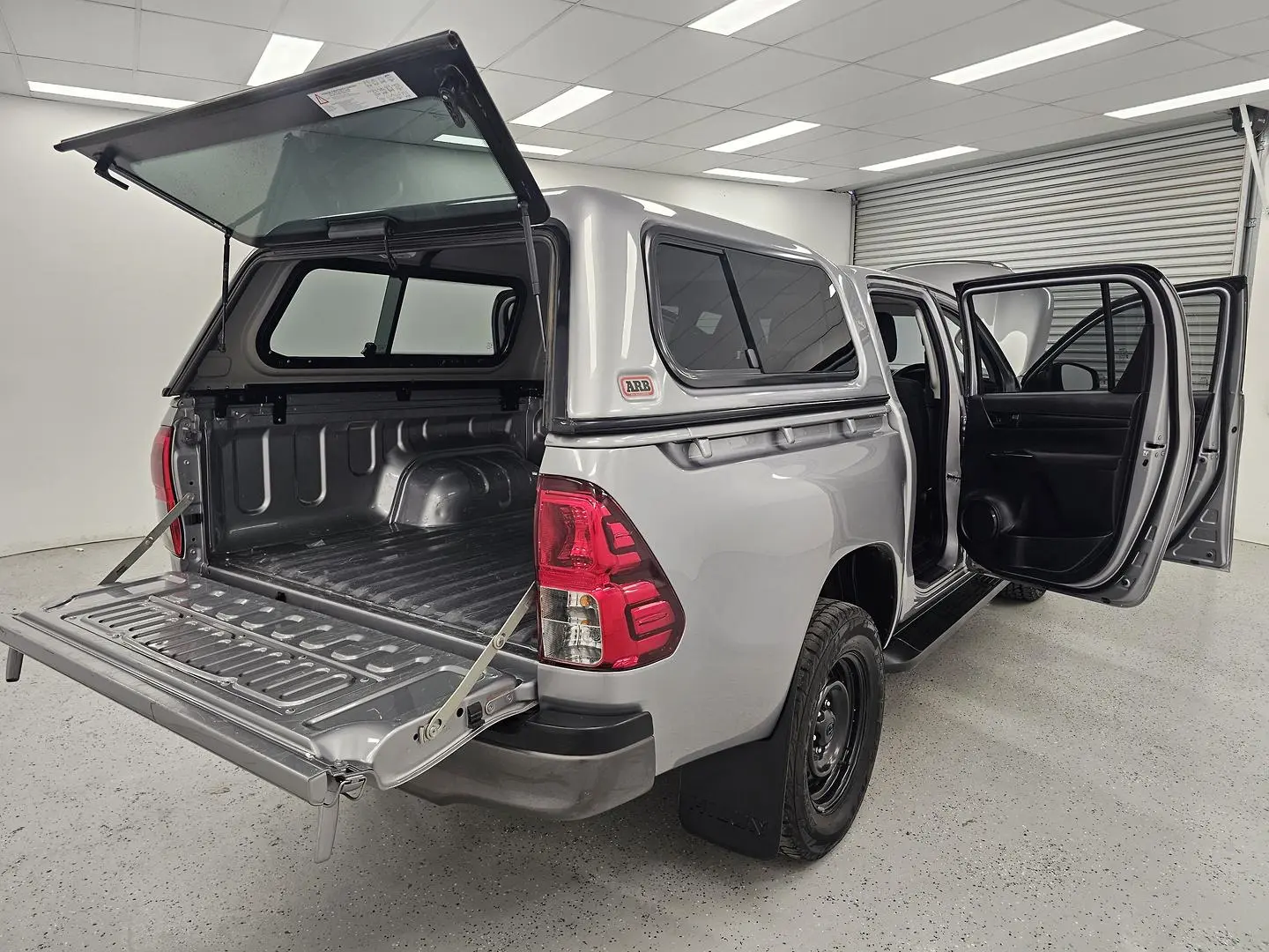 2022 Toyota Hilux Gallery Image 19