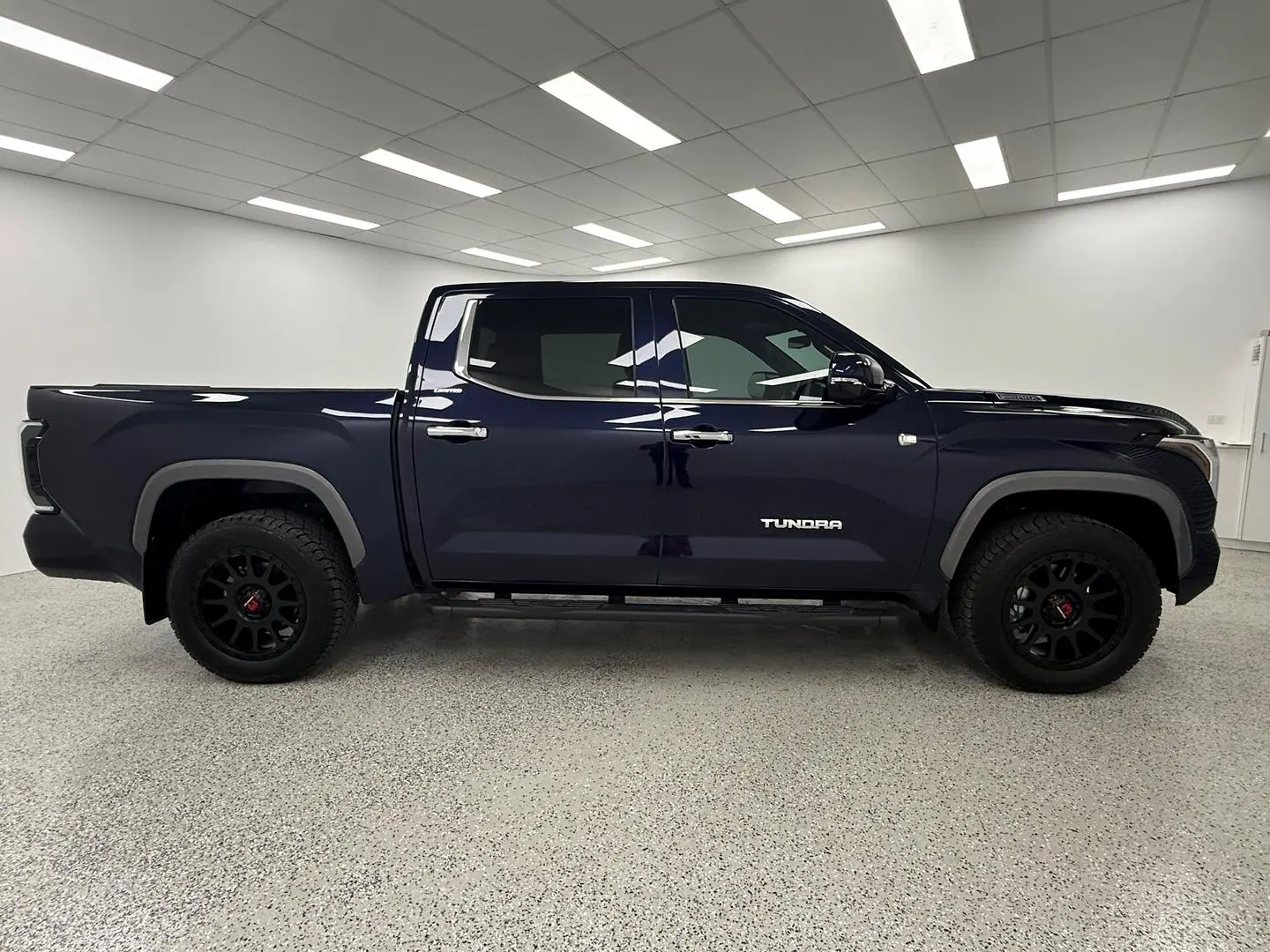 2025 Toyota Tundra Gallery Image 2