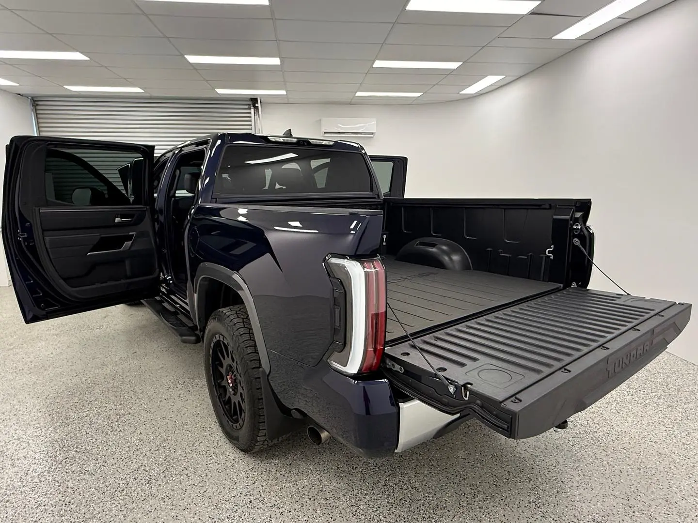 2025 Toyota Tundra Gallery Image 12