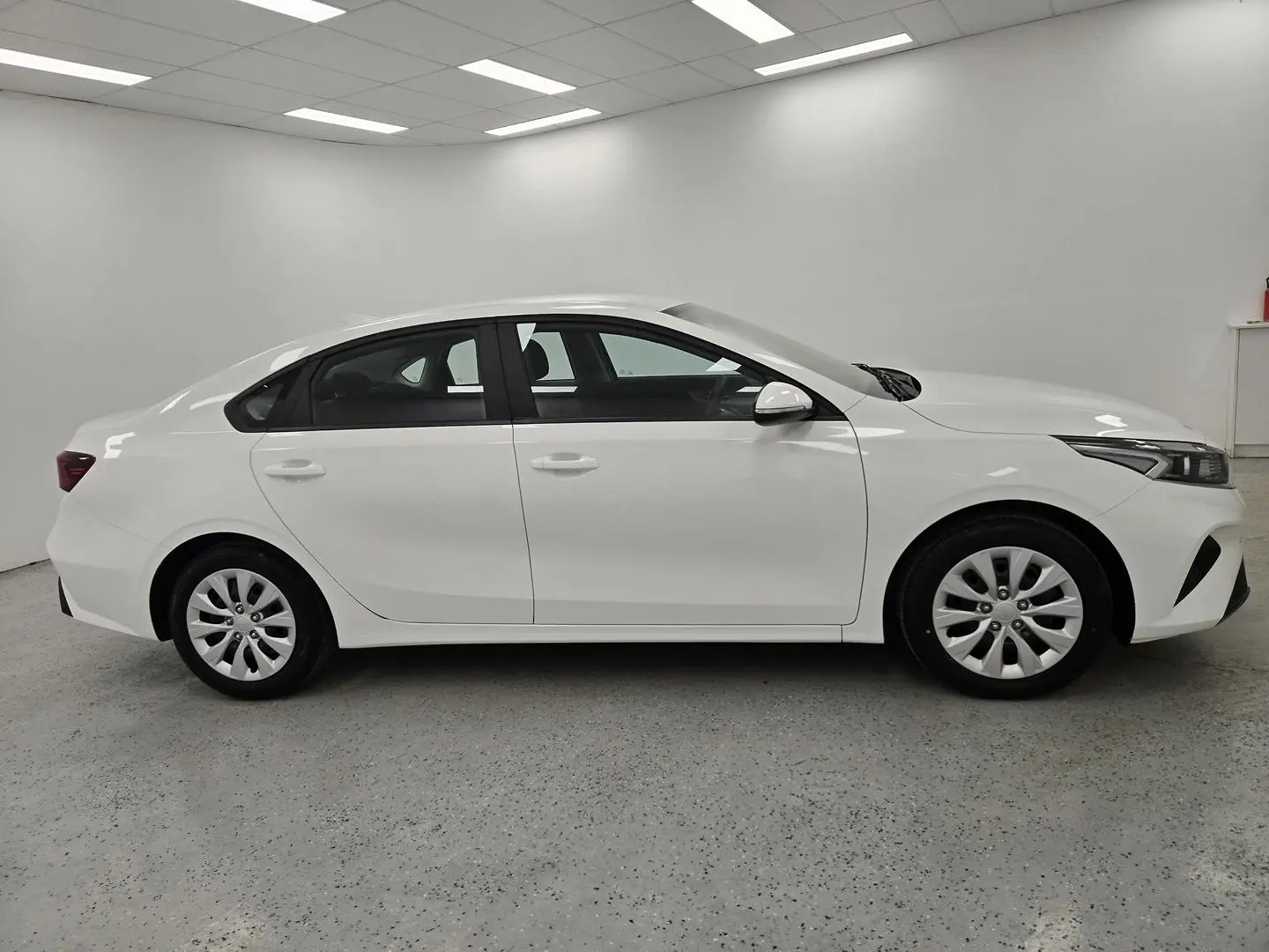 2023 Kia Cerato Gallery Image 2