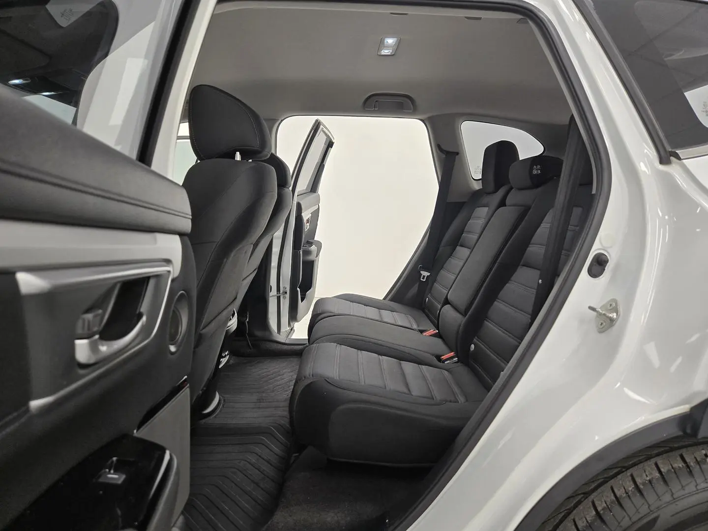 2019 Honda CR-V Gallery Image 19
