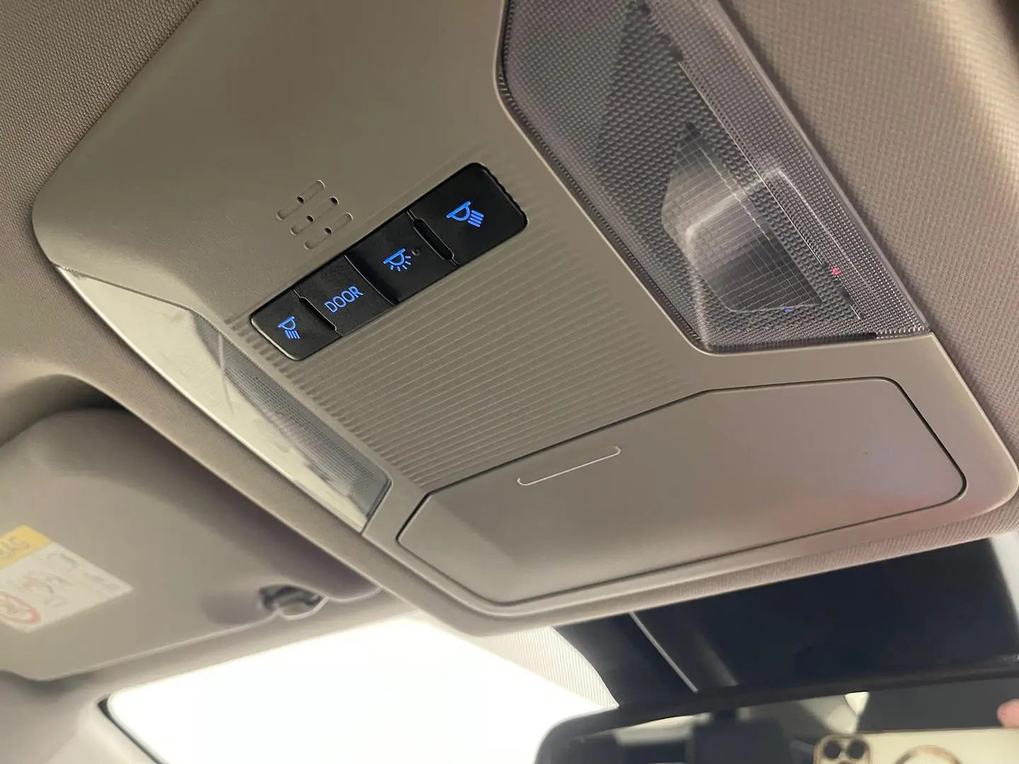 2022 Toyota RAV4 Gallery Image 30