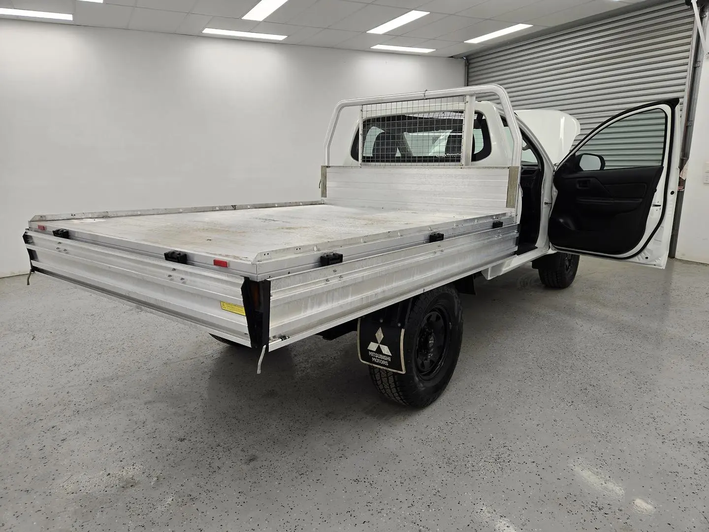 2021 Mitsubishi Triton Gallery Image 10