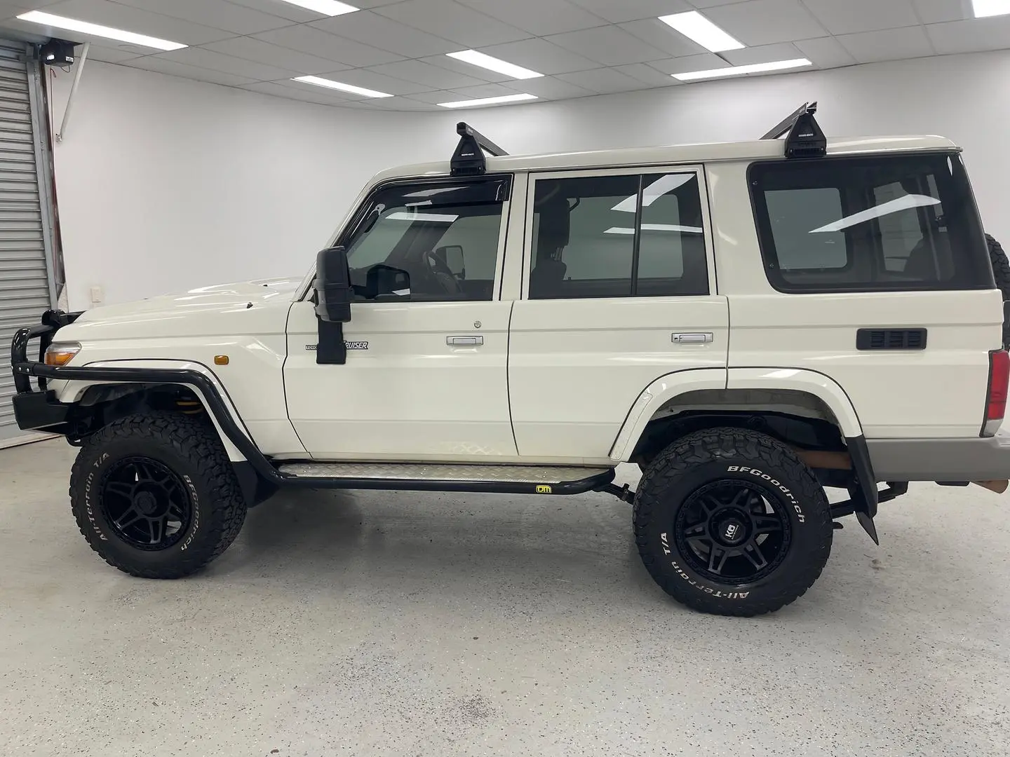 2020 Toyota Landcruiser Gallery Image 6