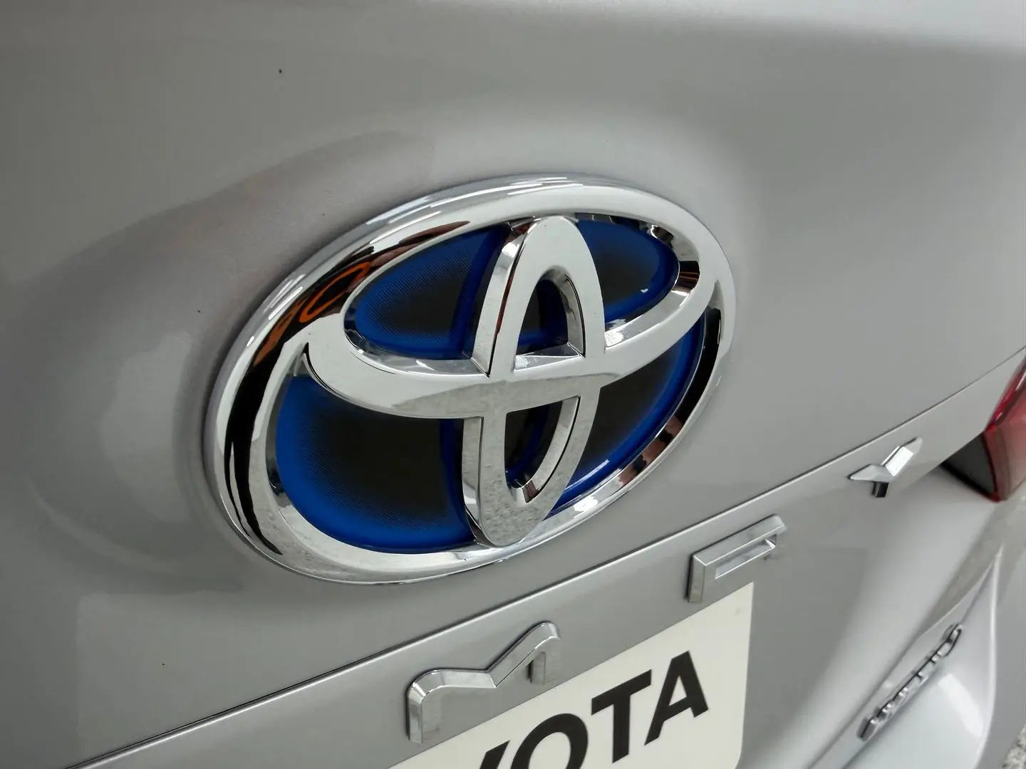 2024 Toyota Camry Gallery Image 32