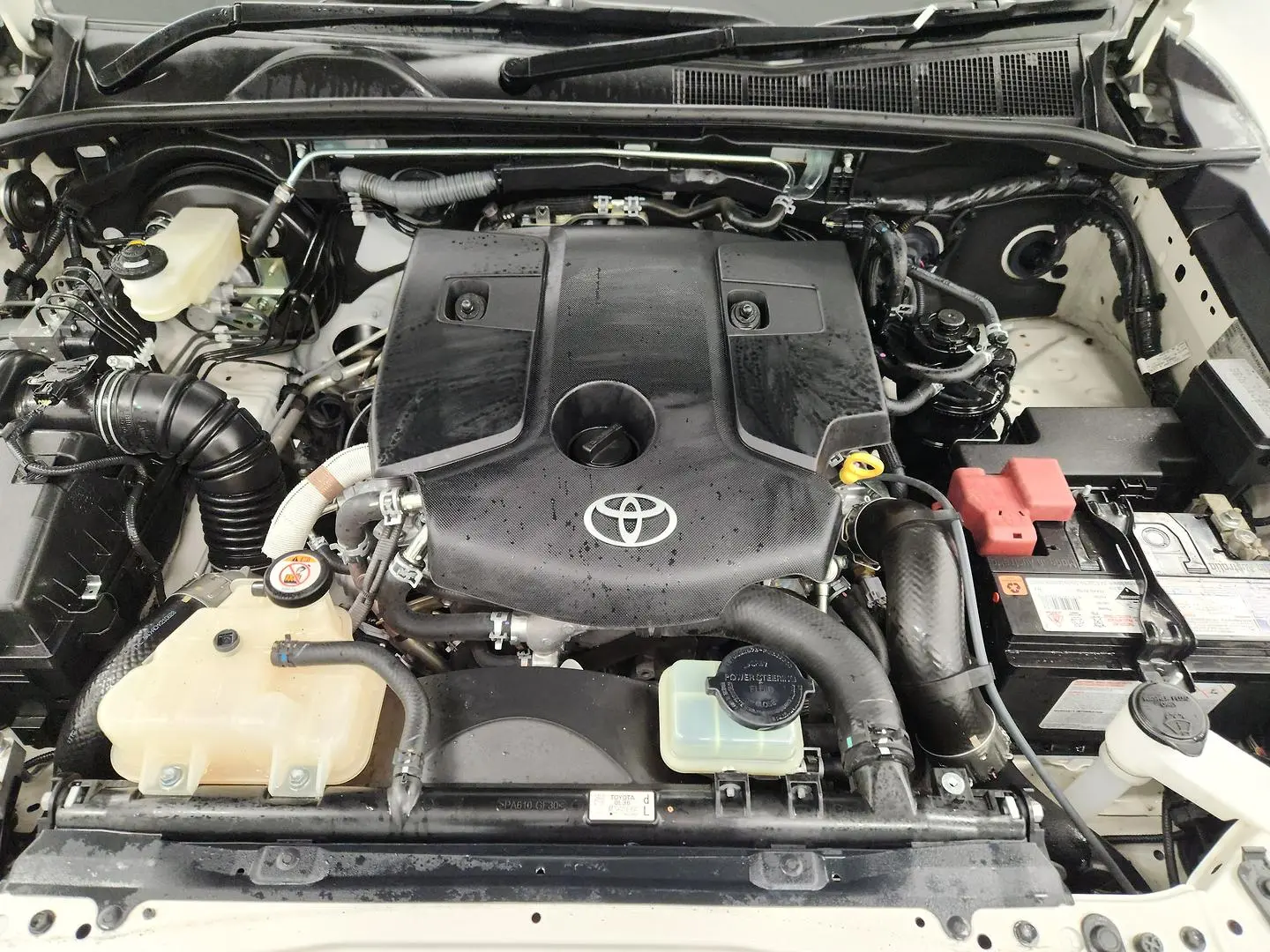 2021 Toyota Hilux Gallery Image 16