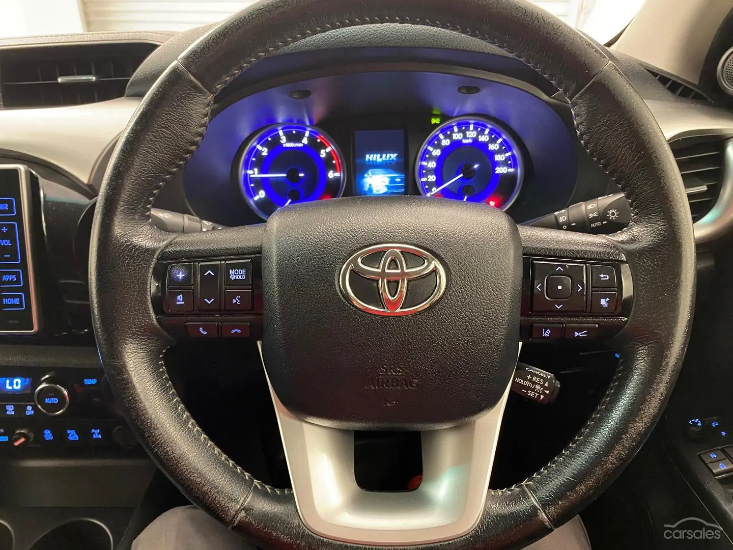 2019 Toyota Hilux Image 23