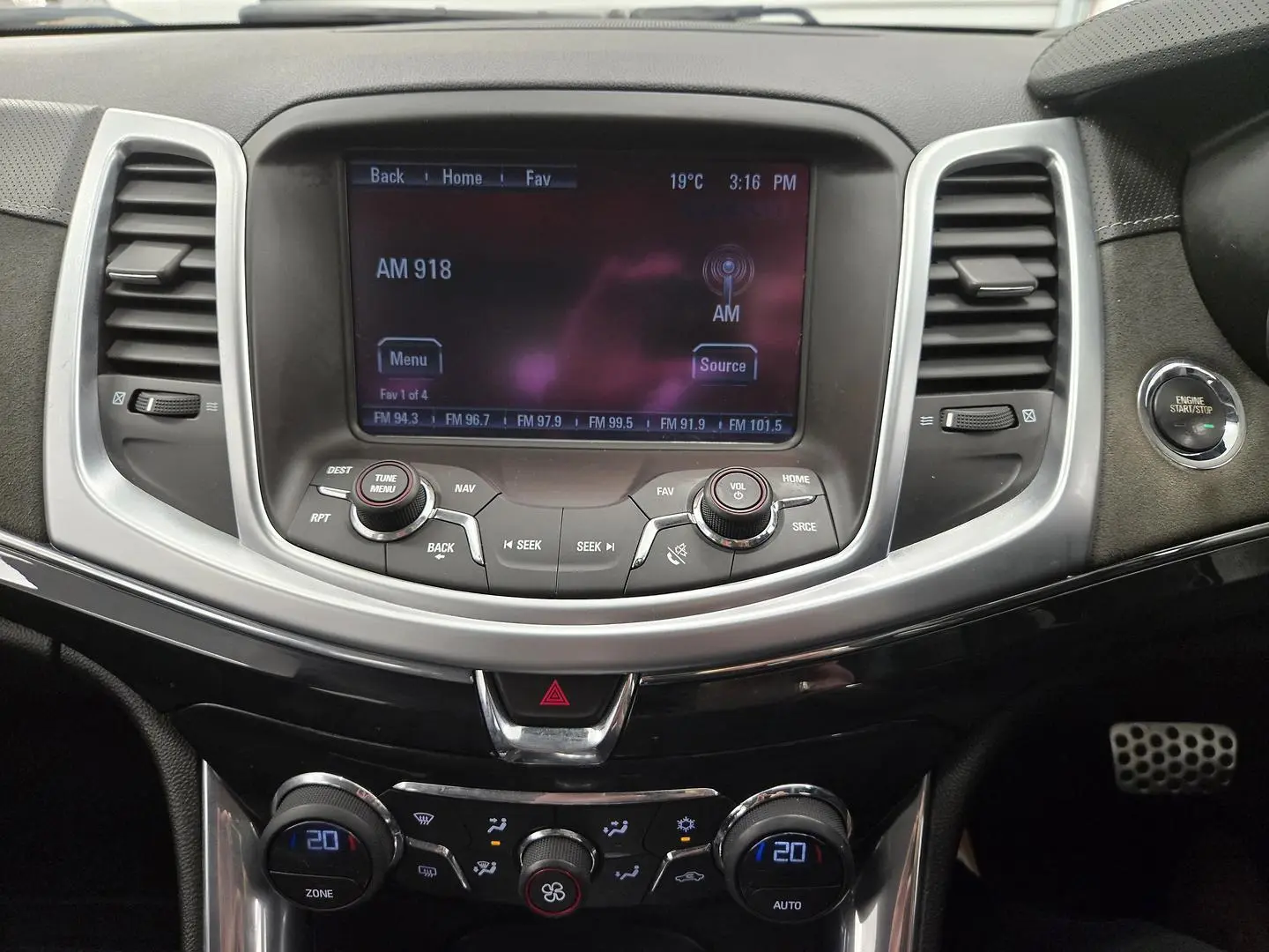 2017 Holden Commodore Gallery Image 29