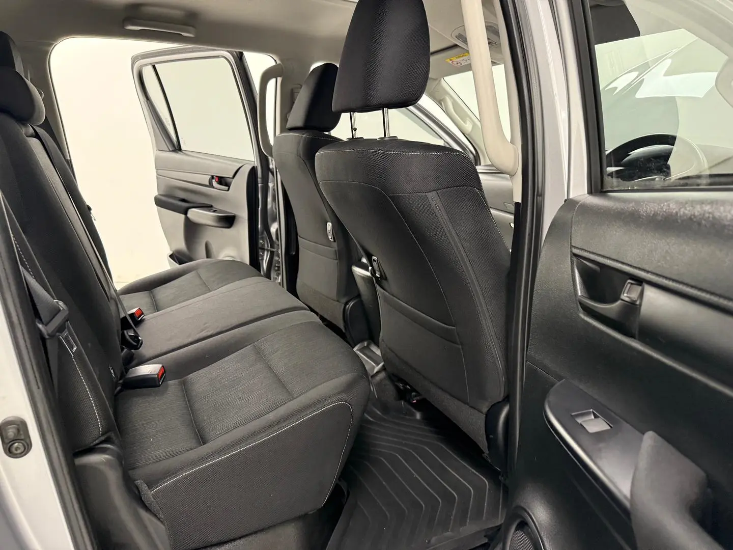 2022 Toyota Hilux Gallery Image 26