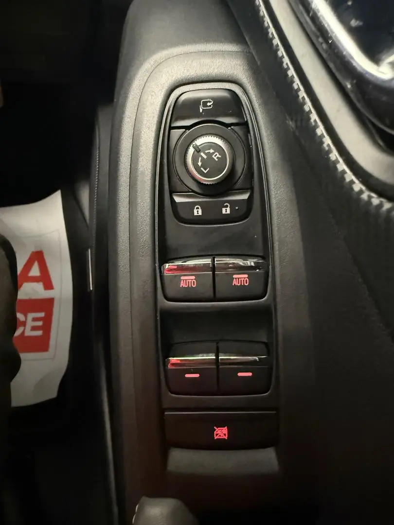 2025 Subaru Crosstrek Gallery Image 30