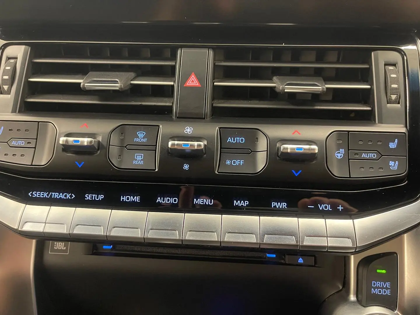 2023 Toyota Landcruiser Gallery Image 26