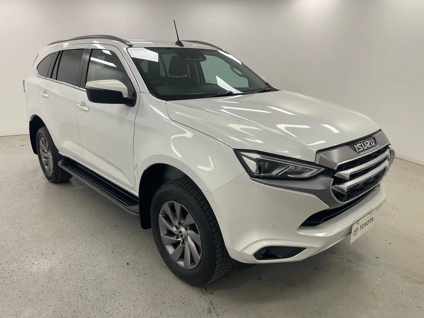 2021 Isuzu MU-X LS-U (DC30NJ) Image 1