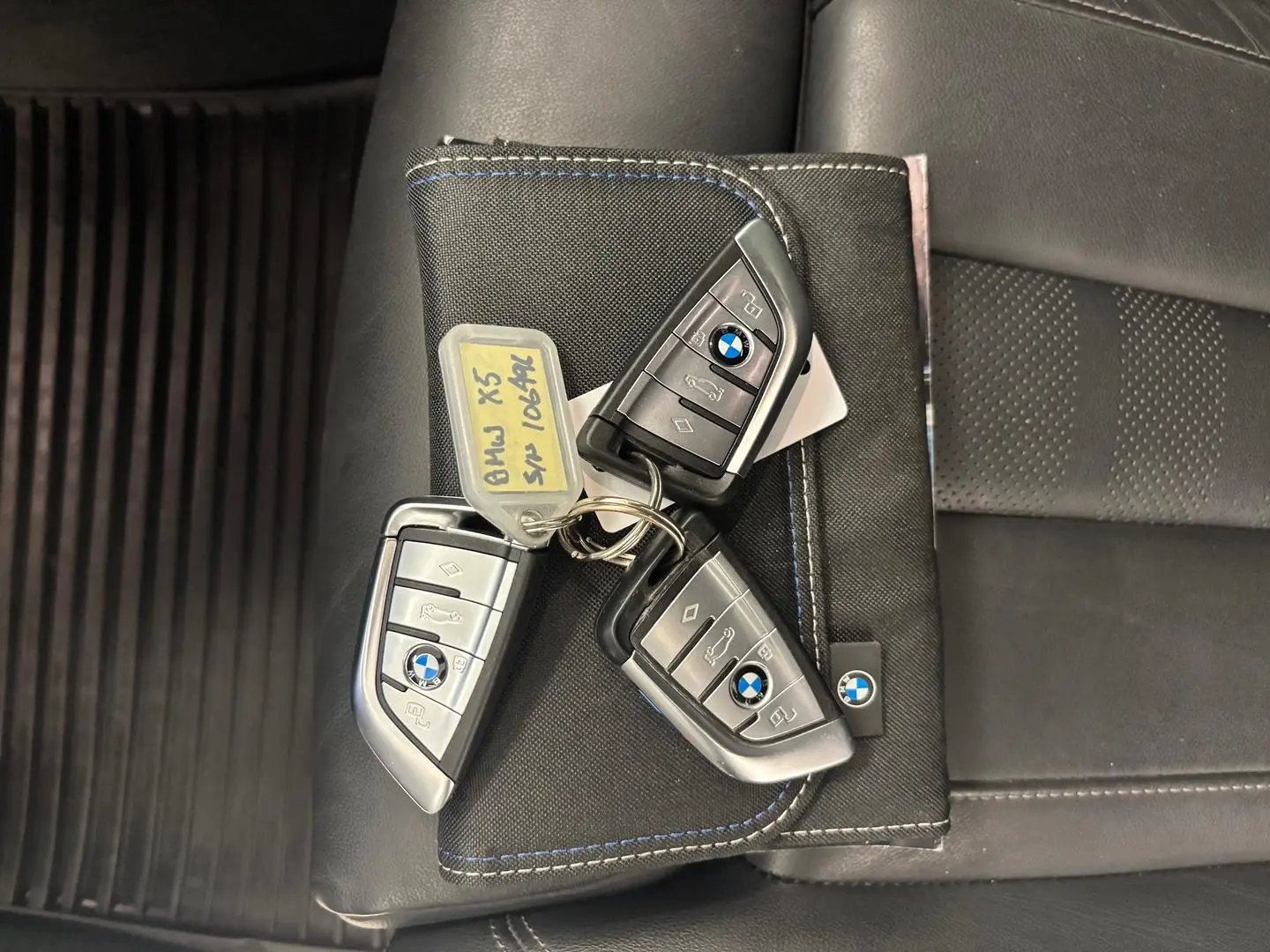 2021 BMW X5 Gallery Image 35