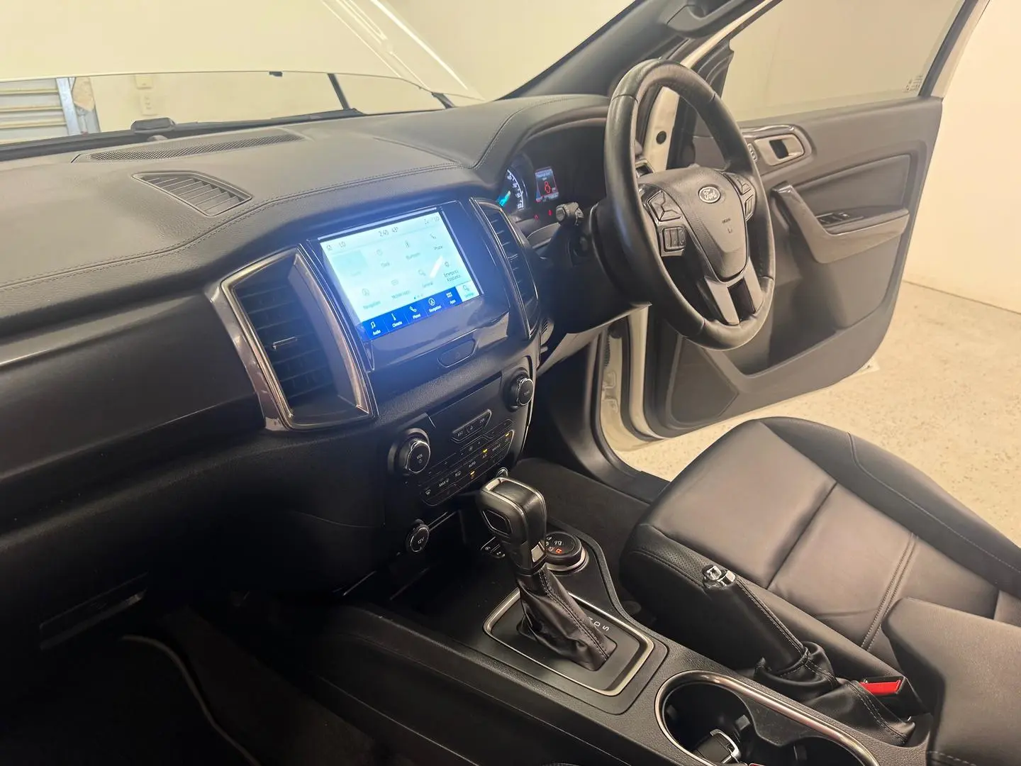 2021 Ford Everest Gallery Image 32