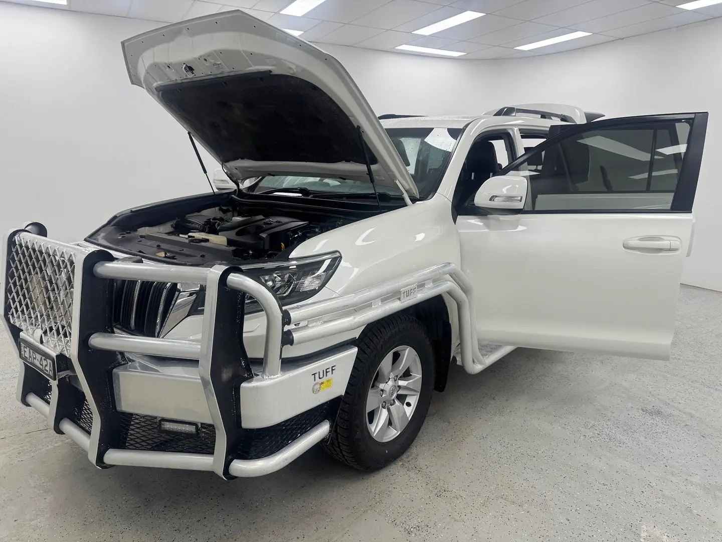 2019 Toyota Landcruiser Prado Gallery Image 13