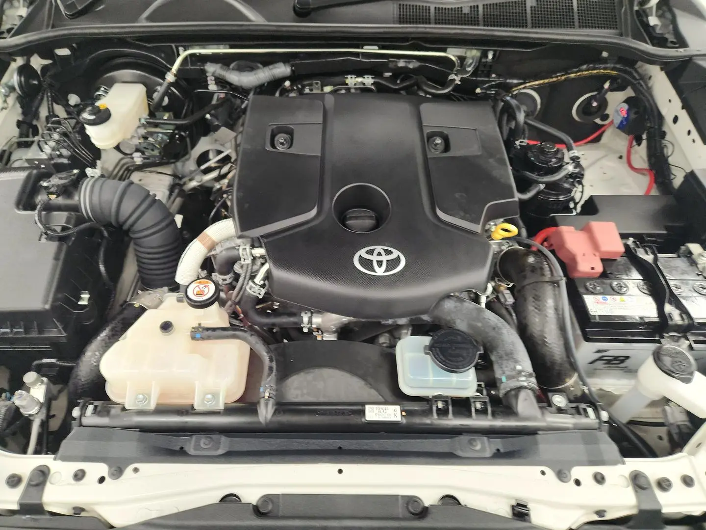 2023 Toyota Hilux Gallery Image 16