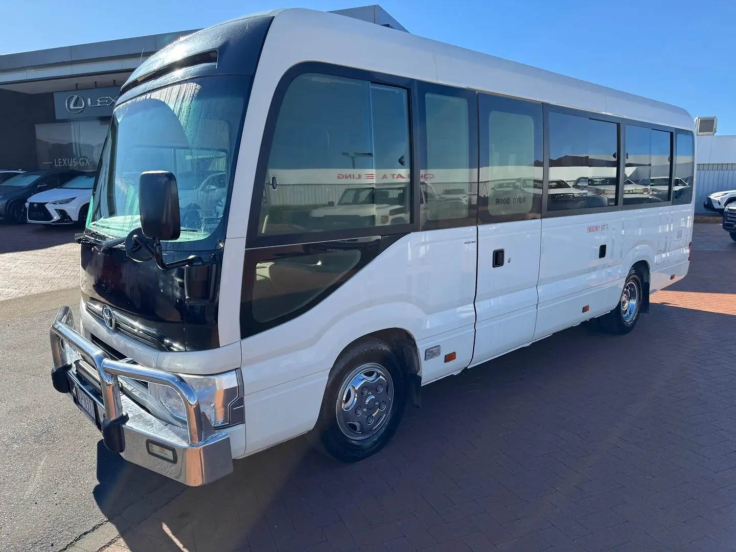 2017 Toyota Coaster Gallery Image 7