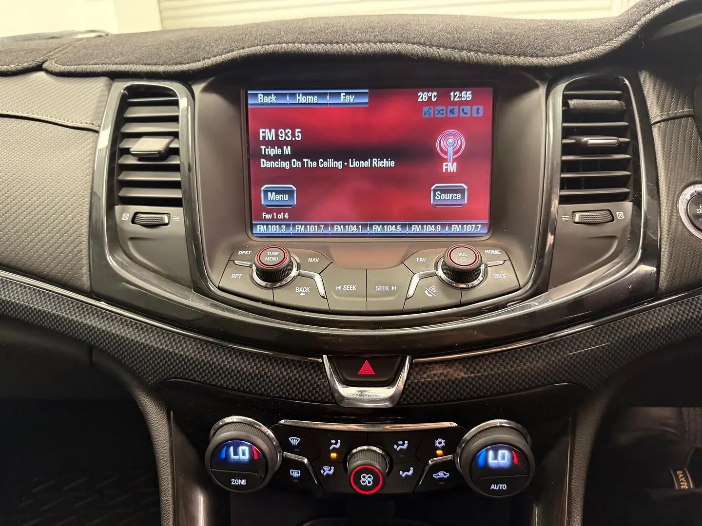 2017 Holden Commodore Gallery Image 29