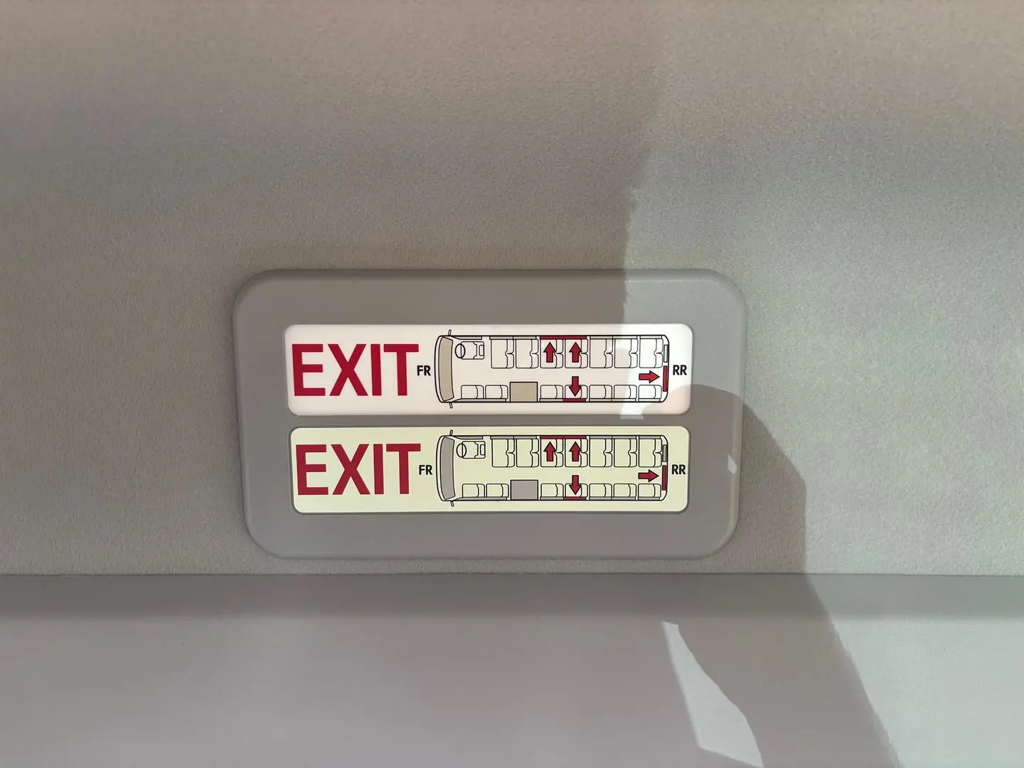 2025 Toyota Coaster Gallery Image 33