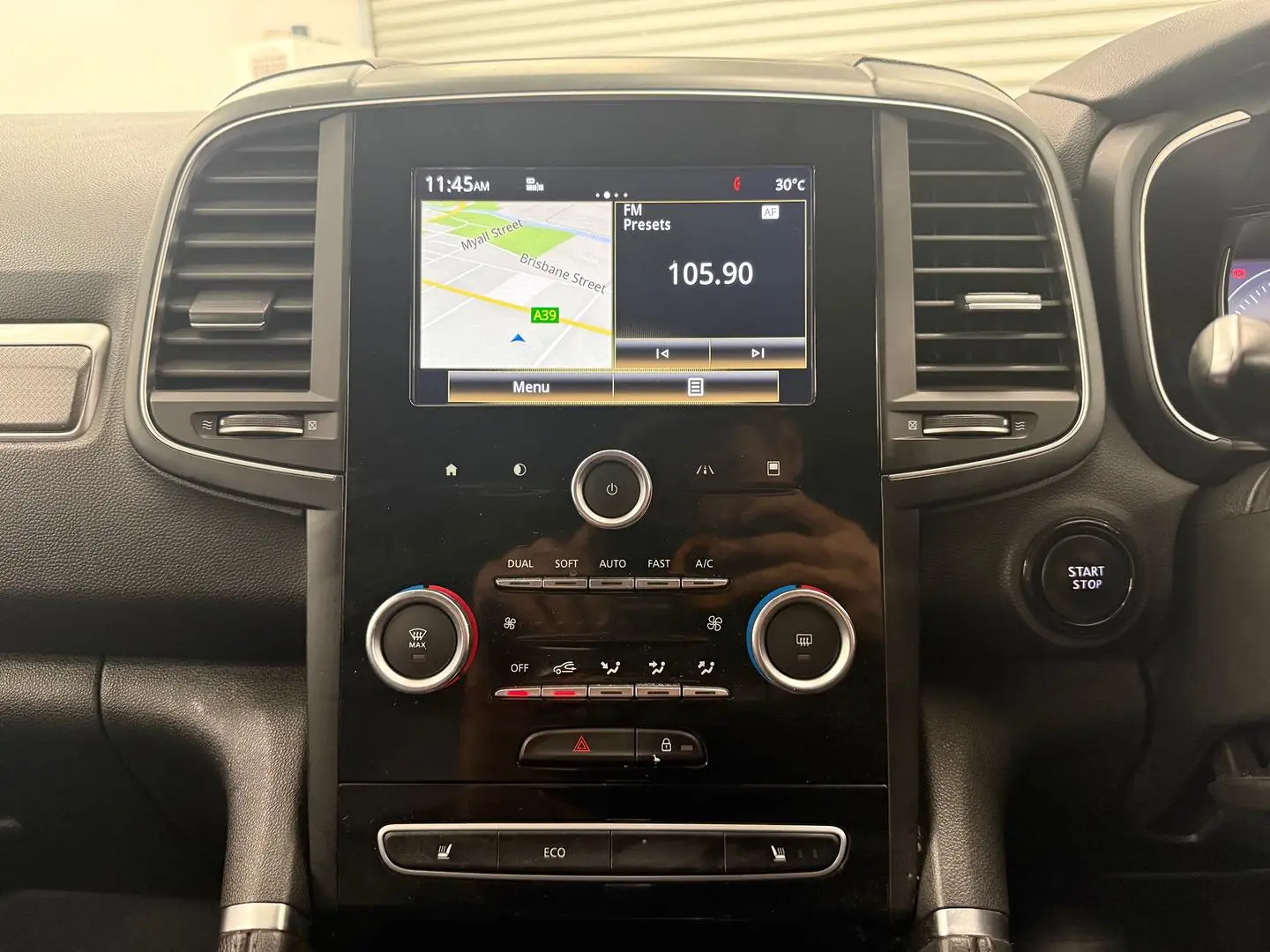 2018 Renault Koleos Gallery Image 28