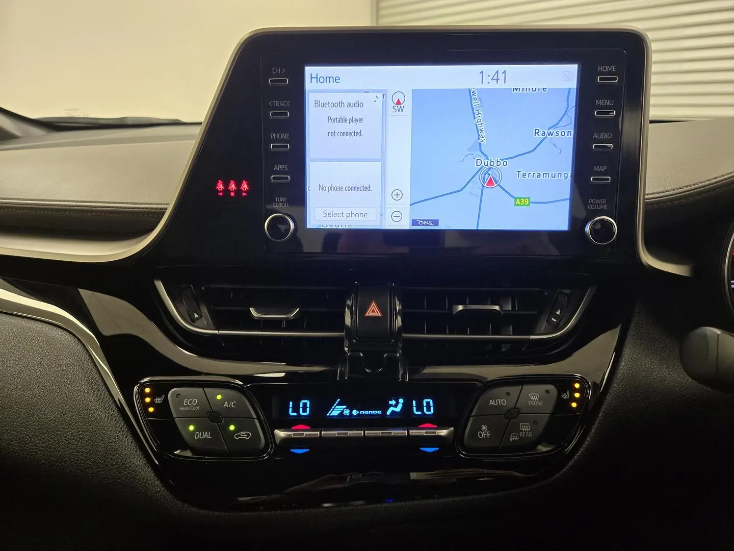 2022 Toyota C-HR Gallery Image 28