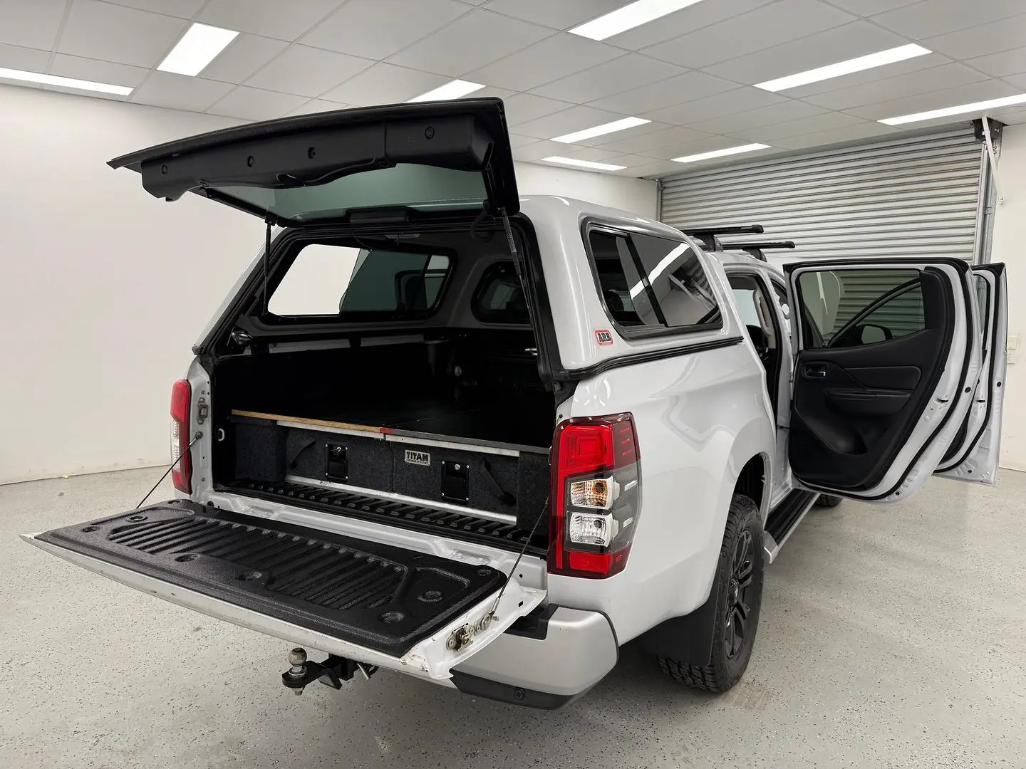 2021 Mitsubishi Triton Gallery Image 17