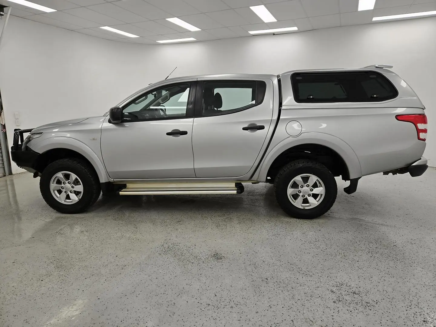 2018 Mitsubishi Triton Gallery Image 6