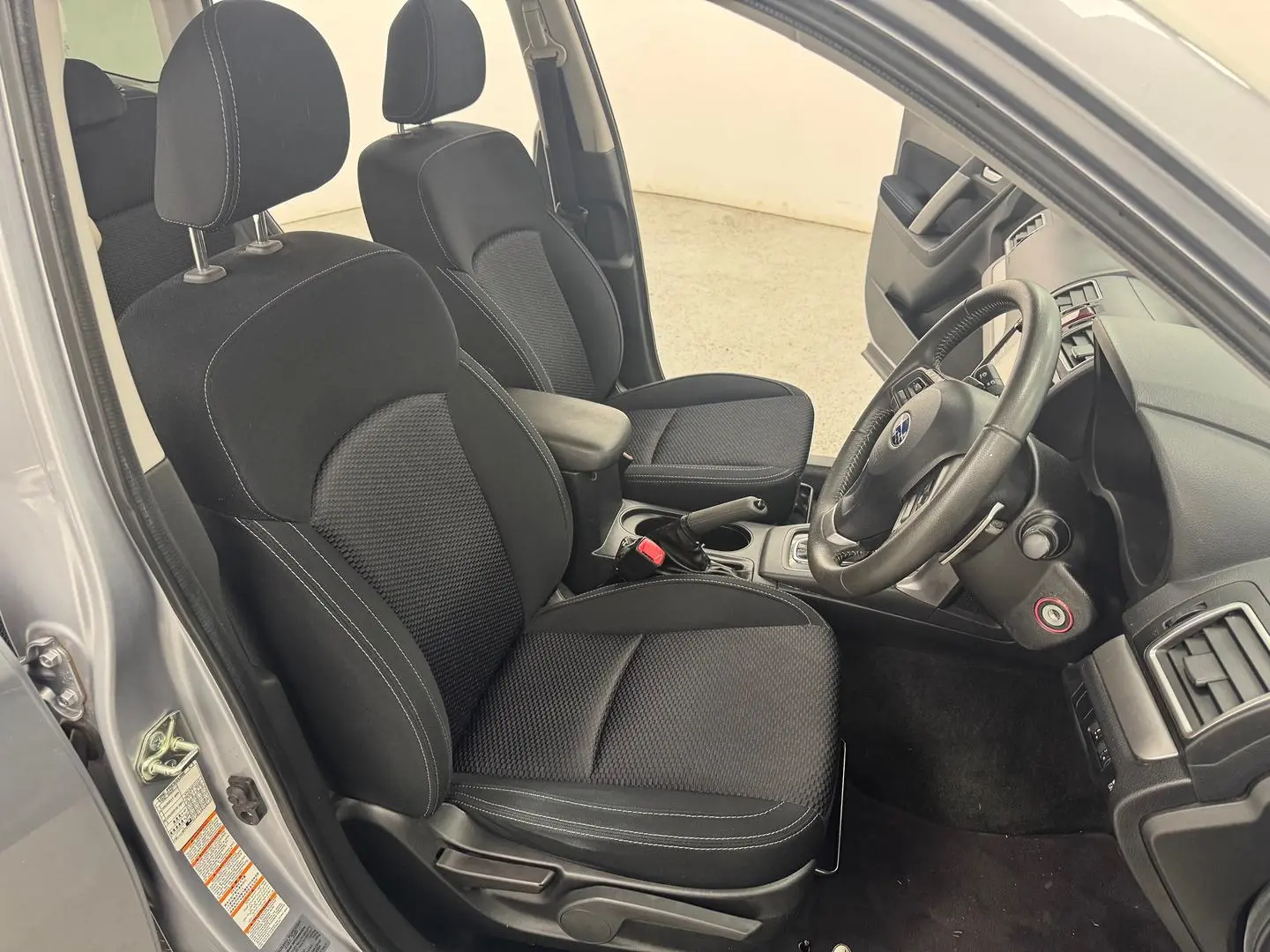 2015 Subaru Forester Gallery Image 25