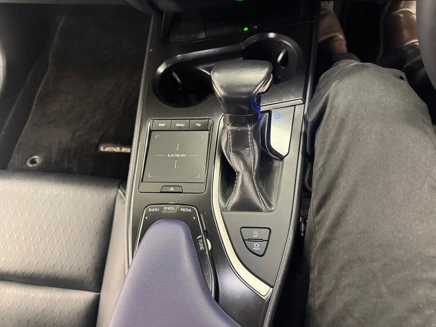 2021 Lexus UX Gallery Image 25