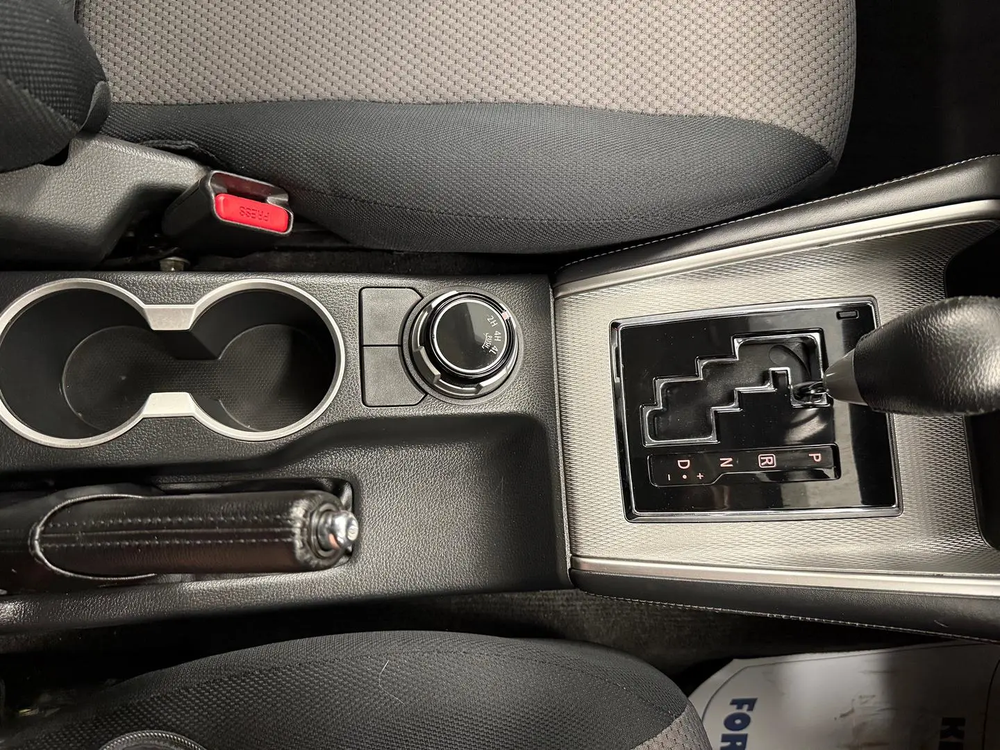 2021 Mitsubishi Triton Gallery Image 37