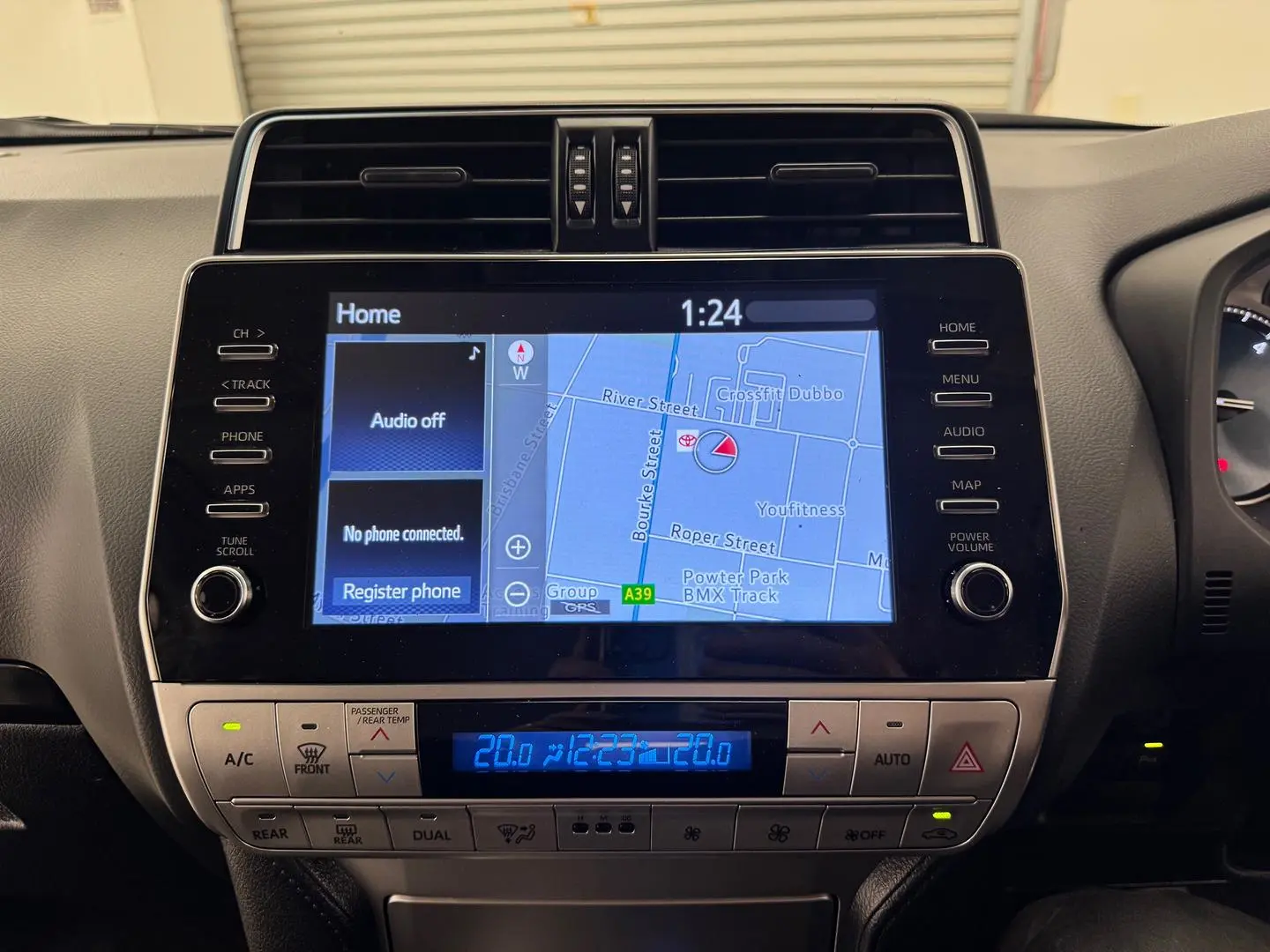 2023 Toyota Landcruiser Prado Gallery Image 21