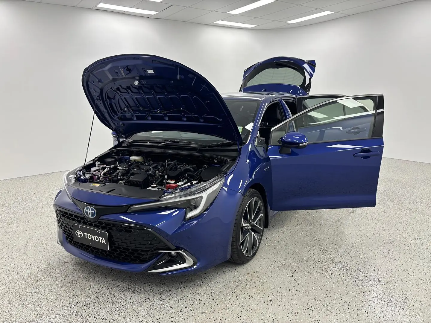 2025 Toyota Corolla Gallery Image 14